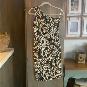 Micheal Kor’s one shoulder dress